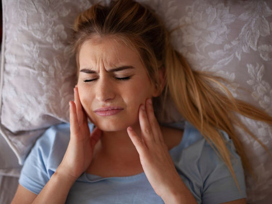 How to stop grinding your teeth in your sleep naturally